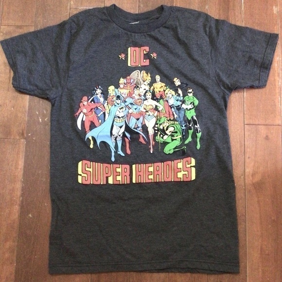 JUSTICE League Shirt - Picture 2 of 3